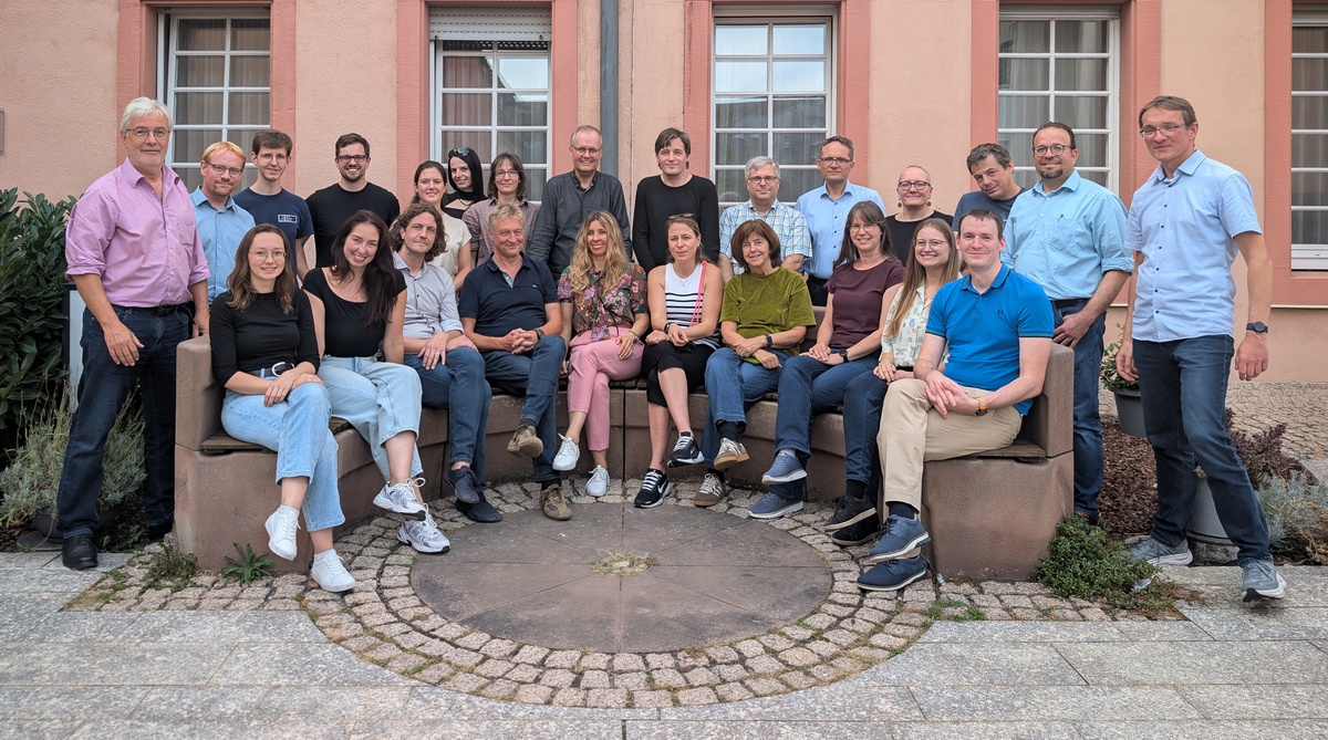 Gruppenfoto der Teilnehmer der DGPF-Klausurtagung 2026 in Mainz